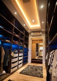 Большая открытая гардеробная комната с комбинированным наполнением Ставрополь