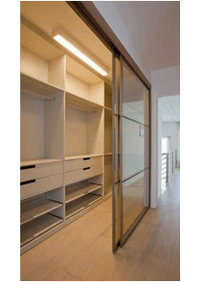 Линейная гардеробная комната с дверями купе Ставрополь