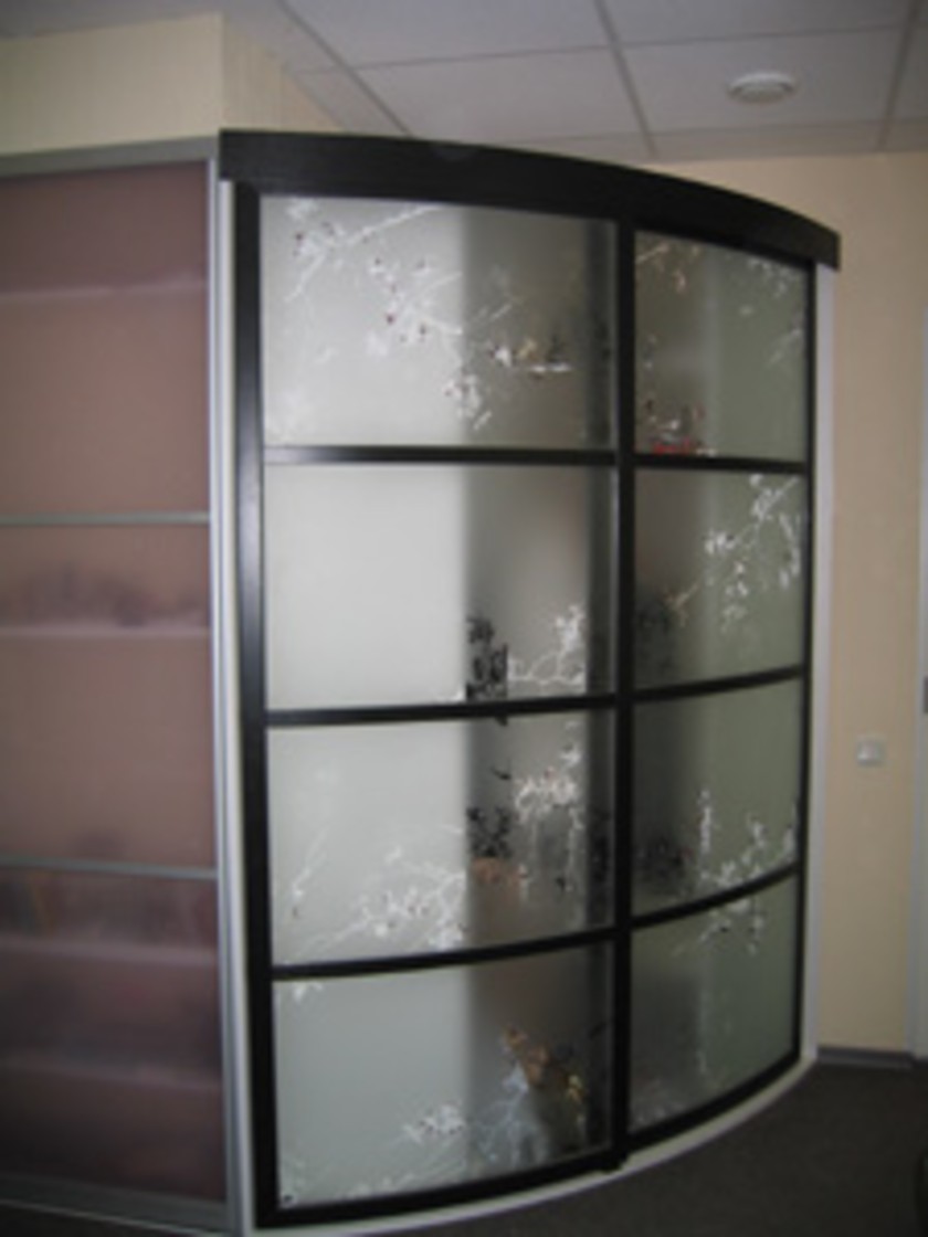 Шкаф купе радиусный с рисунком на стекле Ставрополь
